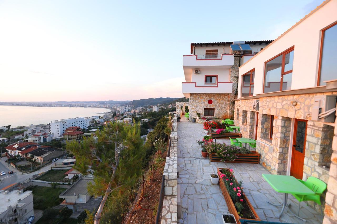 Vila Dena Vlorë Exteriör bild