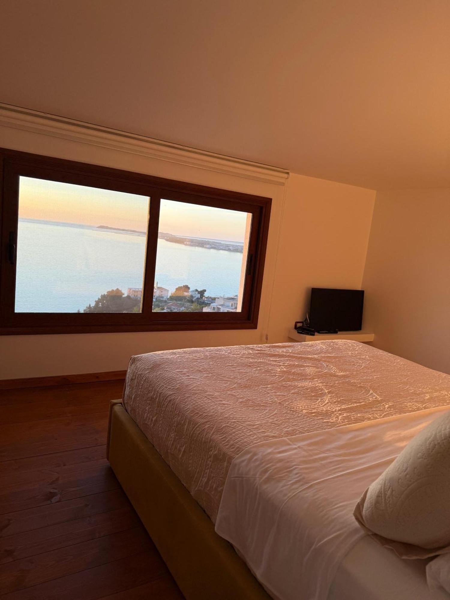 Vila Dena Vlorë Exteriör bild