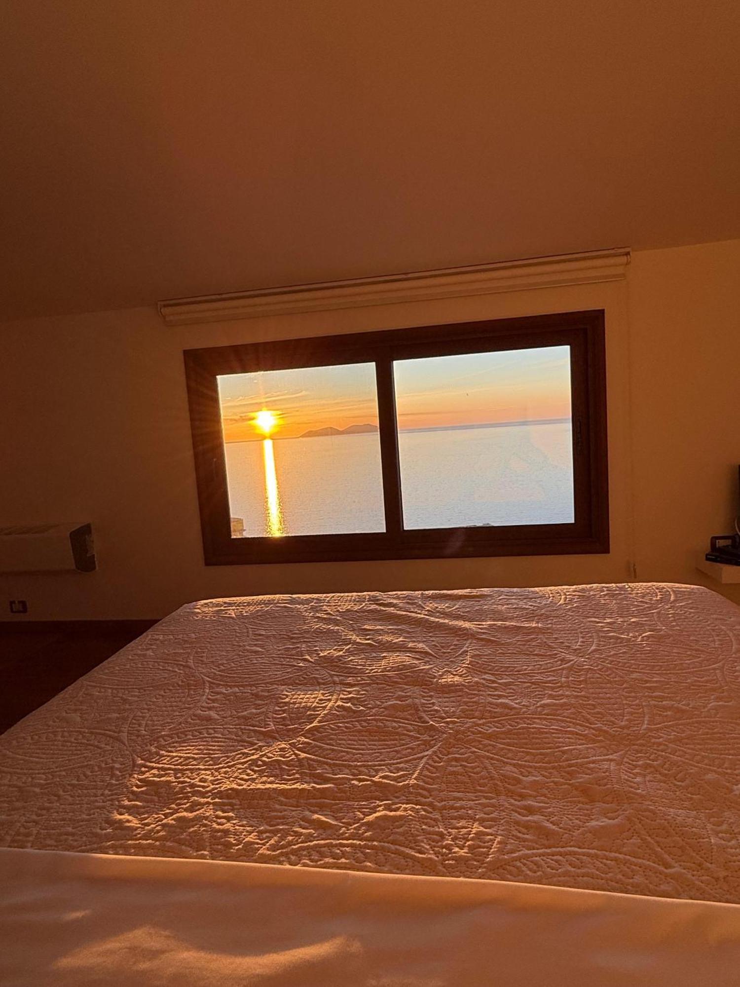 Vila Dena Vlorë Exteriör bild